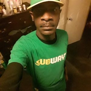 Meet your Posher, Derrick